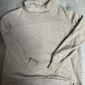 ALO Yoga Tan Cozy Sweater